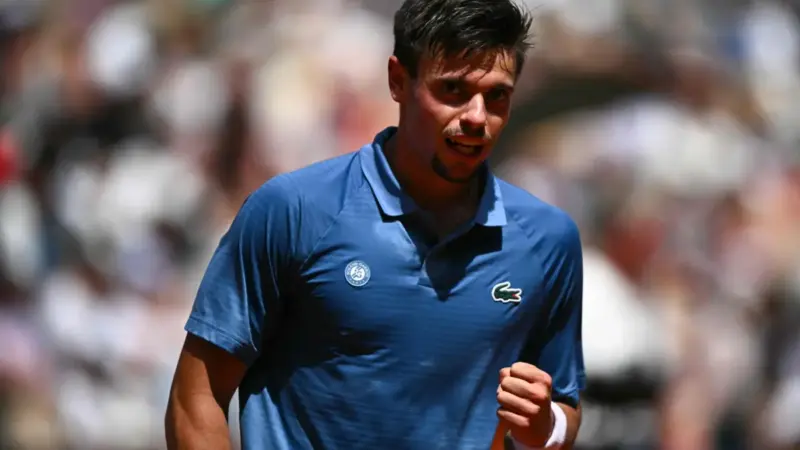 Arthur Gea supera Denis Shapovalov e conquista ATP 250 de Los Cabos