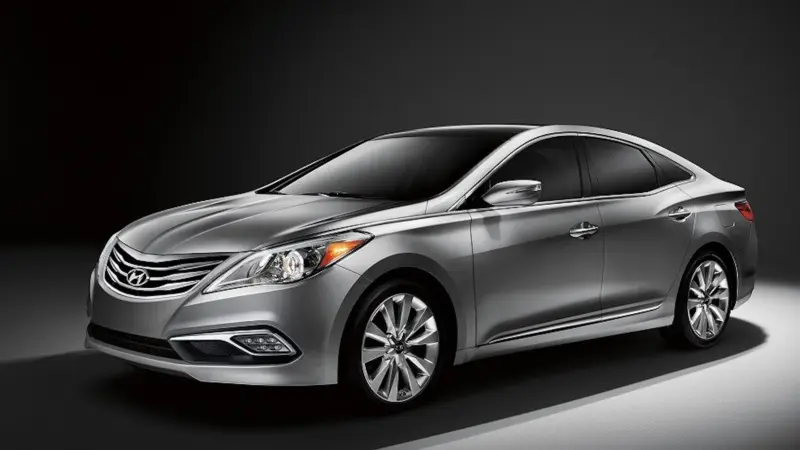 Hyundai Azera 3.0 V6 2017 aparece com preço de carro compacto no mercado de usados