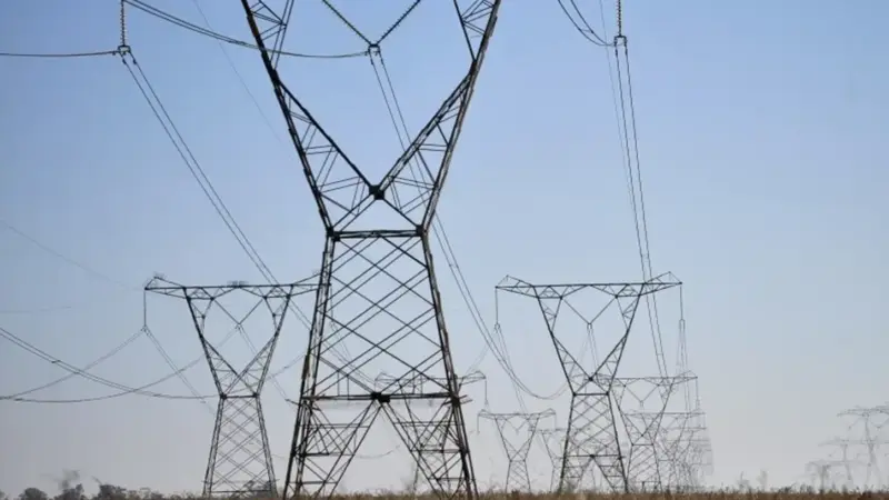 Bandeira tarifária permanece amarela em agosto com acréscimo de R$ 1,88 por 100 kWh
