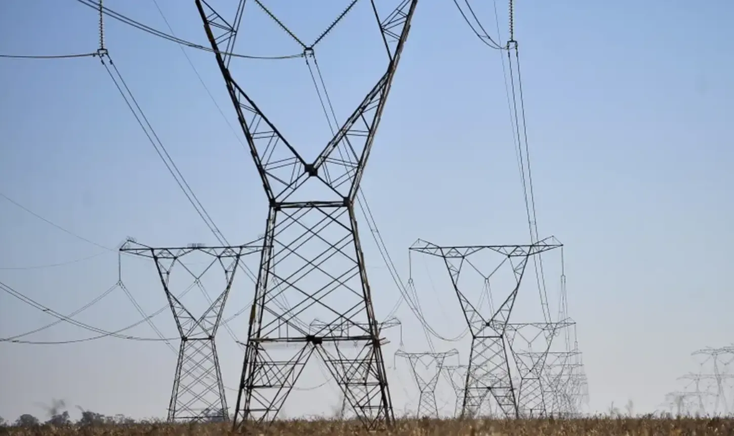 Bandeira tarifária permanece amarela em agosto com acréscimo de R$ 1,88 por 100 kWh
