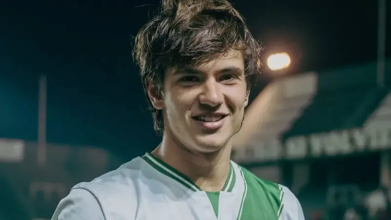 Tiziano Perrota deve fechar com o Elche e frustra interesse do Flamengo