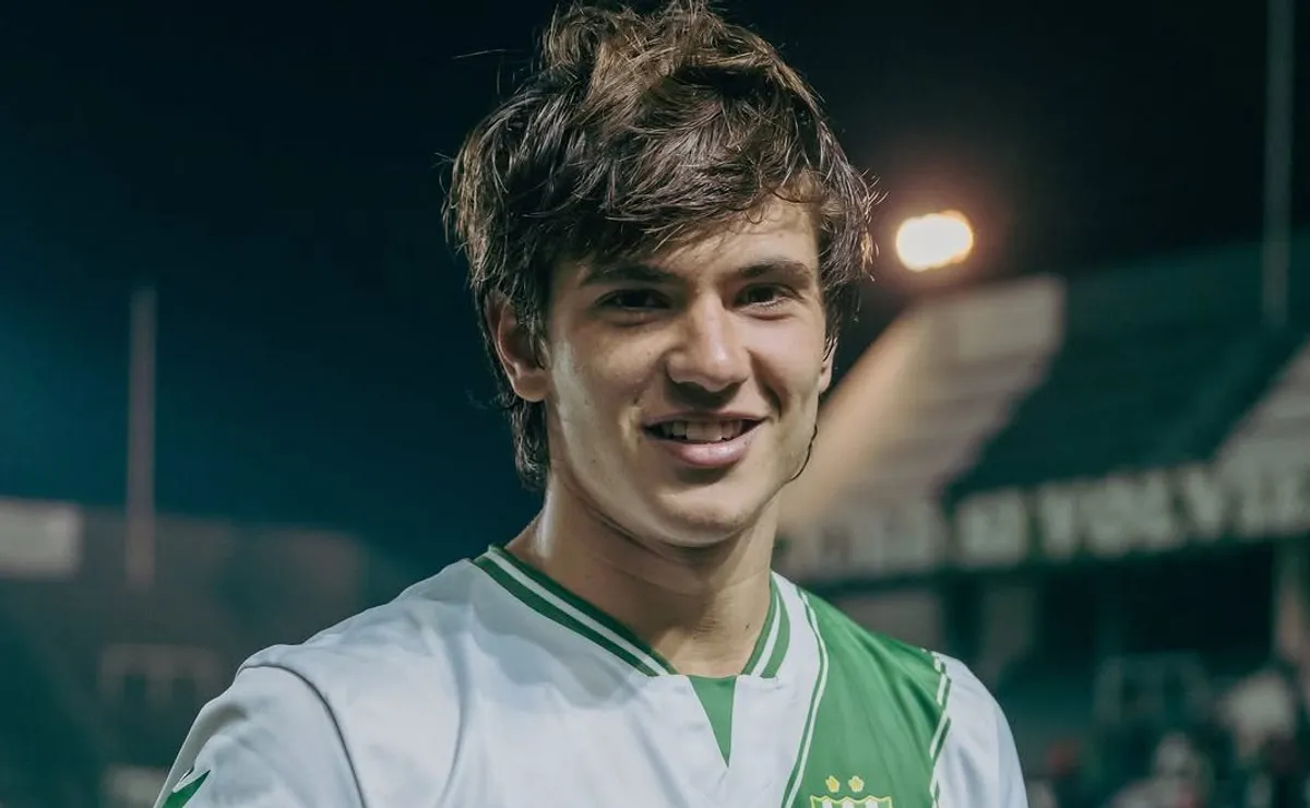Tiziano Perrota deve fechar com o Elche e frustra interesse do Flamengo