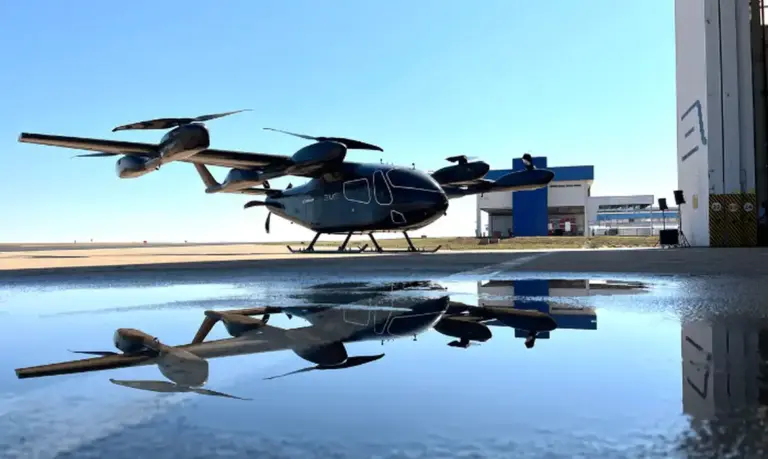 Eve reduz prejuízo em 47,1% no 2º trimestre de 2026 e mantém caixa para avançar com eVTOL até 2028