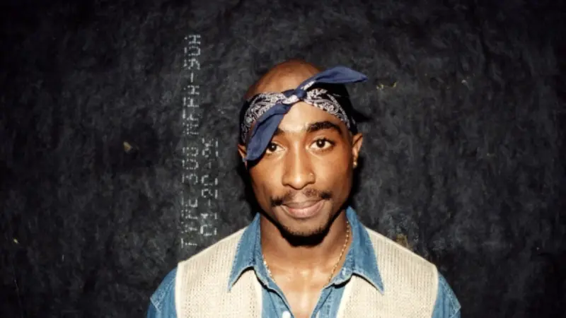 07/09/1996: Seleção de jurados começa em Las Vegas pelo homicídio de Tupac Shakur