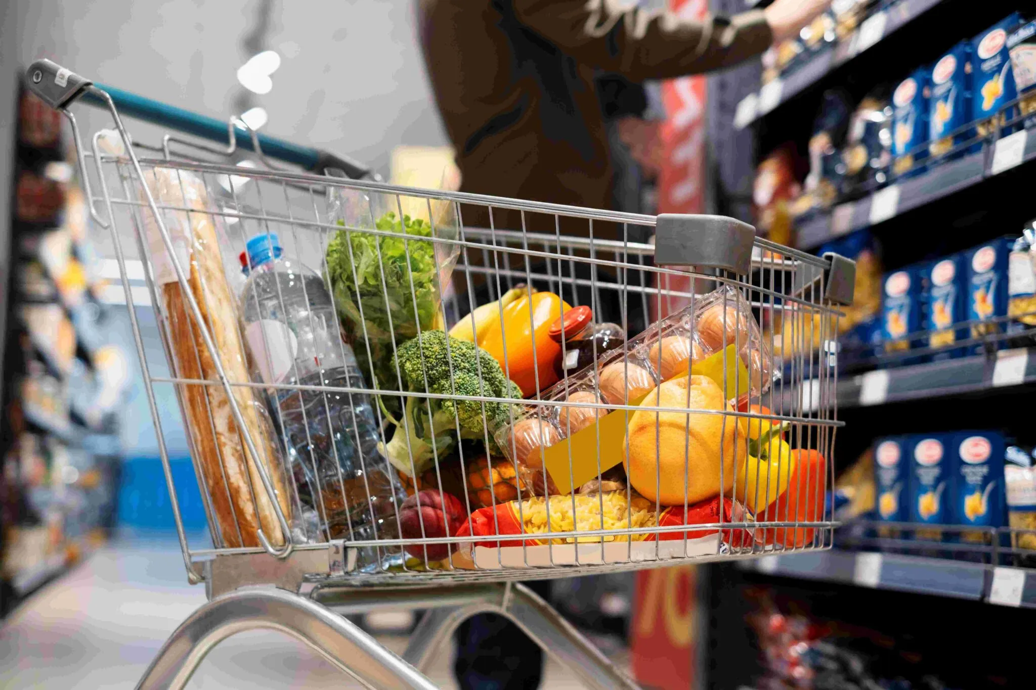 Inflação desacelera para 0,07% em julho e acumulado de 12 meses volta à