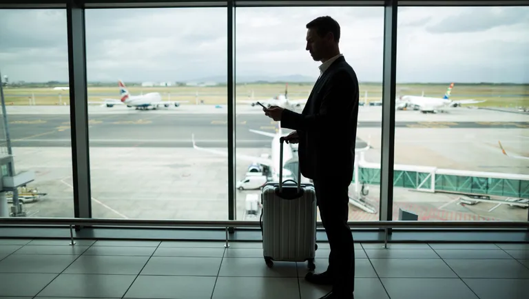 Brasil lidera crescimento das viagens corporativas e deve movimentar US$ 35,8 bilhões em 2026