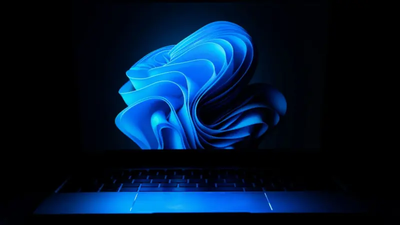 Microsoft nega que Windows 11 “espione” PCs a cada 15 minutos